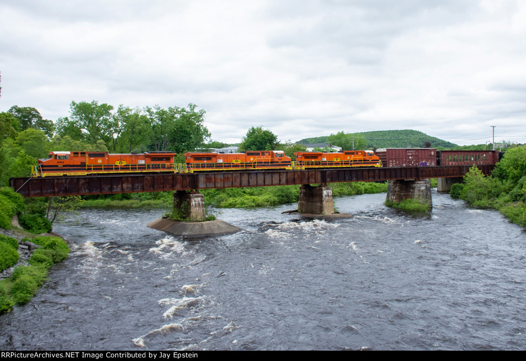 611 crosses the Chicopee River